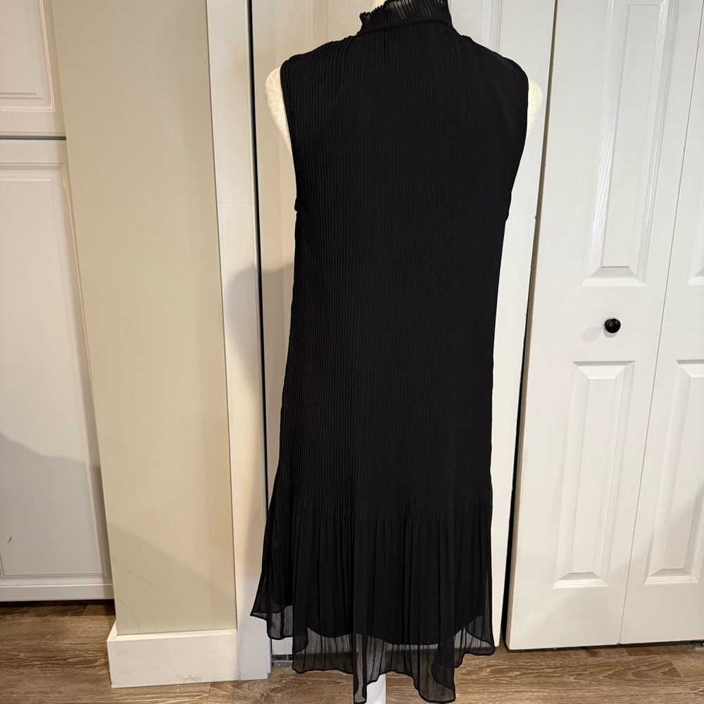 DKNY,  Black  Accordion Pleated Tie-Neck Dress, Size Large - Picture 8 of 12